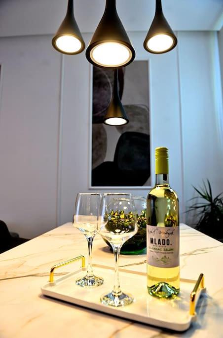 זאגרב Nino Luxury Apartment מראה חיצוני תמונה